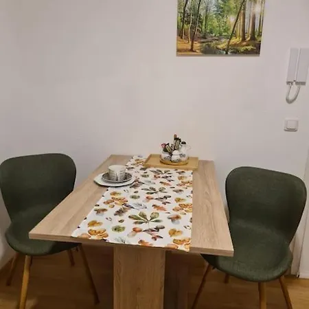 Schöne Appartement-wohnung Frixheim